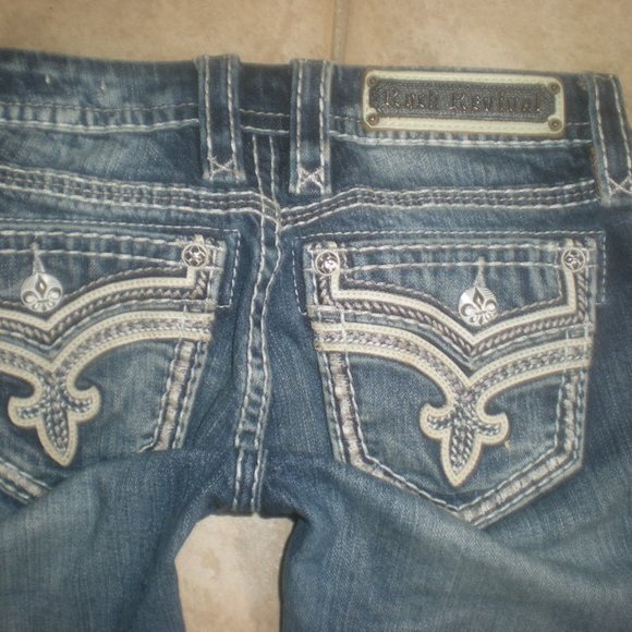 ROCK REVIVAL Brand Cropped  Capri  Jeans  Size 25  Kira  Mid-Rise Skinny - Picture 1 of 10